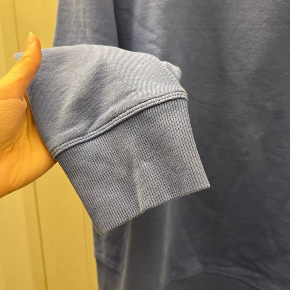 COS Men’s Blue Crewneck Sweatshirt - Picture 5 of 9